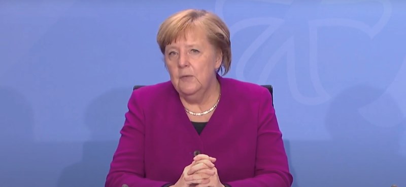 Angela Merkel: Stay home!