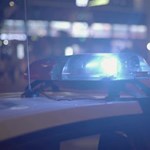 Szalagkorlátnak ütközött egy autó az M3-ason