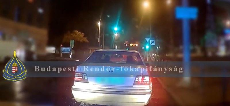 Pont a rendőrök előtt driftelt egy autós Újlipótvárosban, mehetett haza gyalog