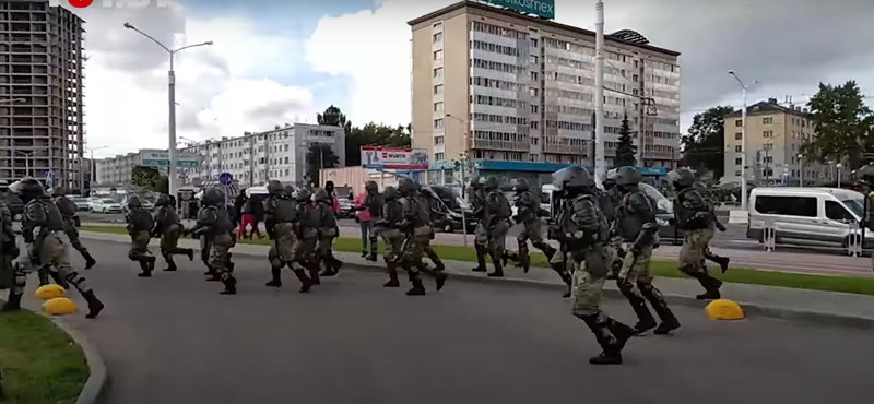 Assault Police Chase Crowds Protesting Against Lukashenko In Belarus