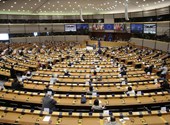 Fidesz dice no a los derechos y la salud de las mujeres en el Parlamento Europeo, a no tener hombres