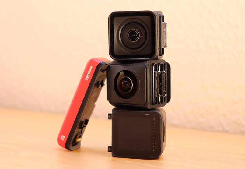 Tiny folding camera: try the exciting Insta360 One R