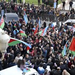 Azerbaijan wins Karabakh war, Armenians fear a confrontation