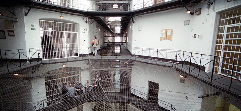 There are almost forty coronaviruses in Szeged prison