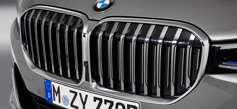 Kínában rálicitáltak a 7-es BMW hatalmas hűtőrácsára is