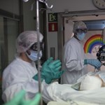 In Spain, the number of infected is already close to one million