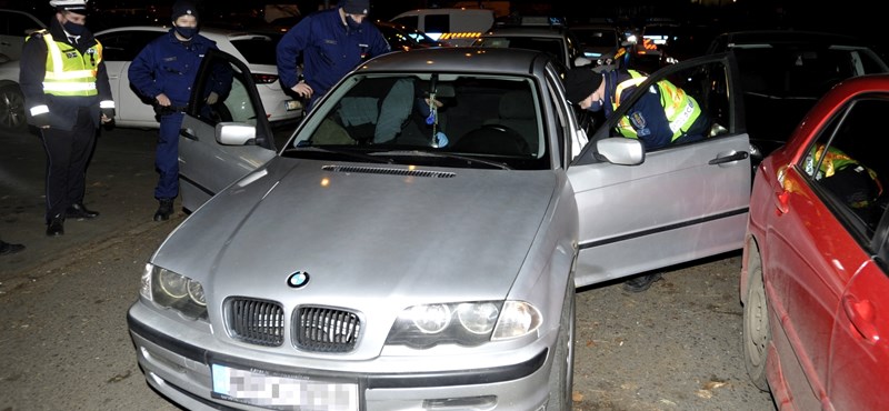 Police chased a BMW in Budapest through districts